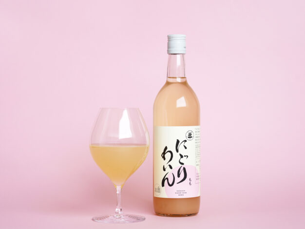 Peach flavour, limited in summer! From the Nigori (cloudy) wine series of Sasaichi Sake Brewery Co., Ltd. (笹一酒造株式会社) ,   360-year old brewery in Yamanashi Prefecture